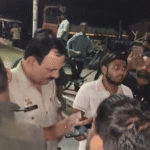 Lucknow: - Lucknow: विश्वविद्यालय में दिव्यांग विद्यार्थी को चिढ़ाने पर हंगामा, नाराज छात्रों ने केस दर्ज करने की मांग की