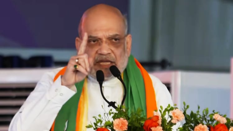 Assam - Assam Elections: भाजपा की रैली में गरजे अमित शाह, कहा- असम की बराक घाटी में कांग्रेस ने घुसपैठियों को शरण दी