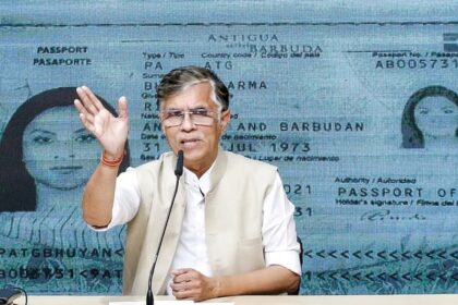 तीन पासपोर्ट - तीन पासपोर्ट विवाद:  पवन खेड़ा की बढ़ी मुश्किलें, असम पुलिस ने दर्ज किया जालसाजी और मानहानि का केस