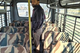 Lakhimpur - Lakhimpur Kheri News: बिना अग्निशमन यंत्र व फर्स्ट एड के दौड़ते मिले 15 स्कूल वाहन