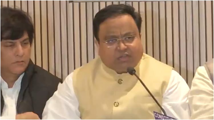 BJD: - BJD: सस्मित पात्रा ने बीजद के राज्यसभा नेता पद से इस्तीफा दिया, नवीन पटनायक ने किया स्वीकार