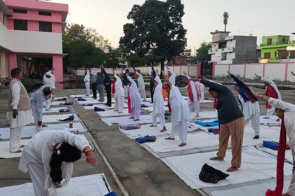 योग से - योग से घुटने के दर्द का समाधान संभव : शिवराम