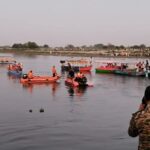 वृंदावन - वृंदावन नाव हादसा: 10 श्रद्धालुओं की मौत, पांच लापता; प्रशासन ने जारी की मृतकों की लिस्ट और हेल्पलाइन नंबर