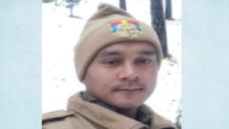 UP: चुनाव - UP: चुनाव ड्यूटी पर पश्चिम बंगाल जा रहे आईआरबी जवान की रामपुर में मौत,  रेलवे स्टेशन पर बिगड़ी थी तबीयत