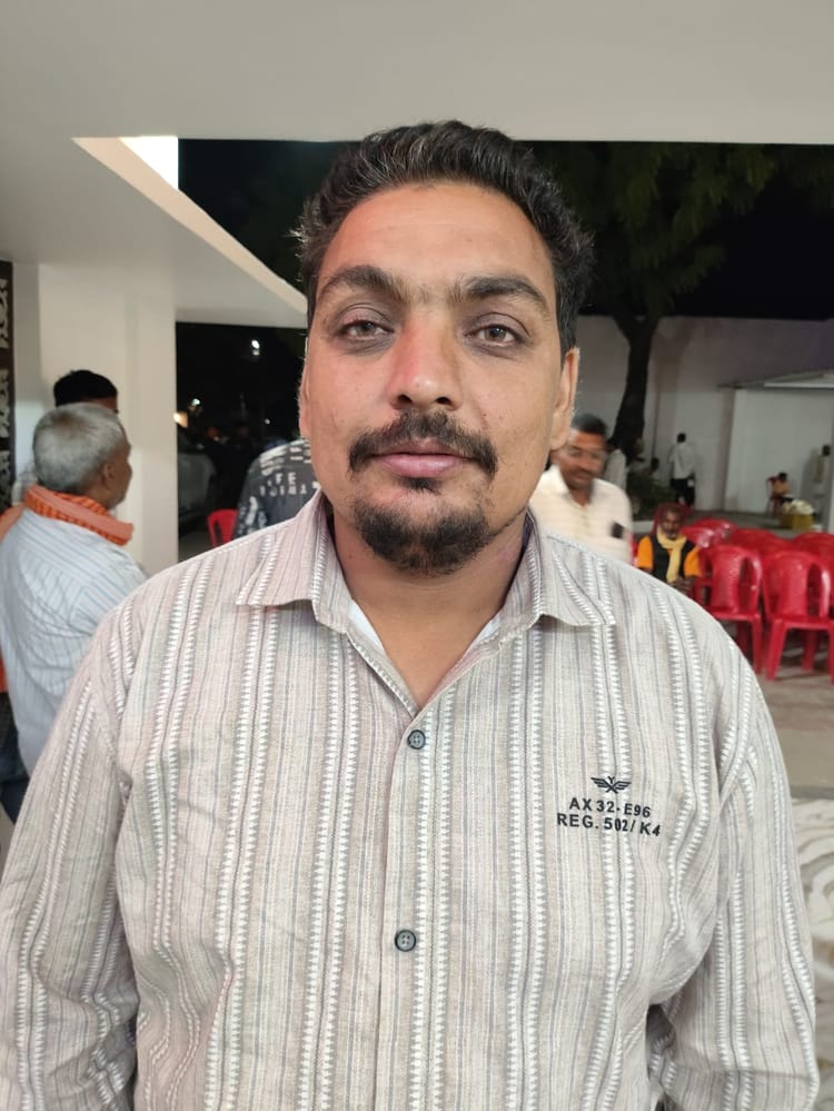 Lakhimpur - Lakhimpur Kheri News: रमियाबेहड़ में नहीं बने गेहूं खरीद केंद्र, किसानों में आक्रोश