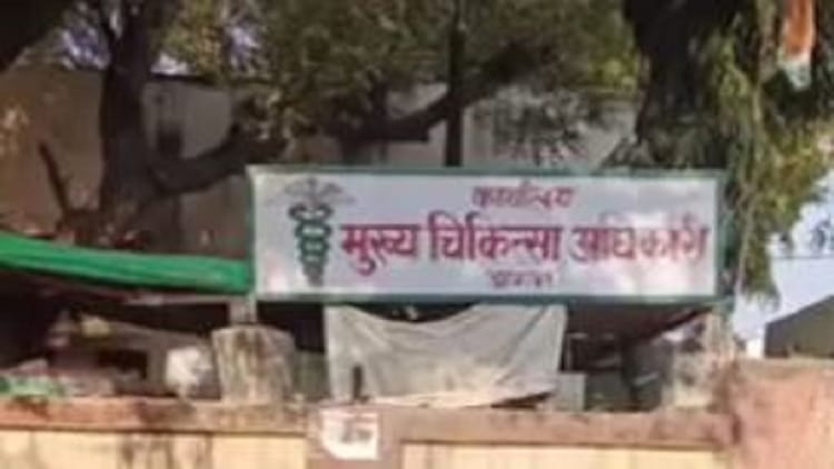 Agra: - Agra: 150 बेड का होगा नया लेडी लॉयल अस्पताल, 37 करोड़ रुपये हुए जारी; जानें कब शुरू होगा निर्माण कार्य