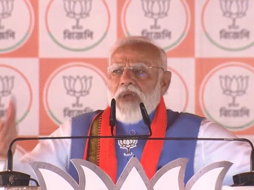 पीएम मोदी बोले- बंगाल परिवर्तन के लिए तैयार, TMC का भय का राज बदलेंगे पीएम मोदी बंगाल चुनावी रैली में